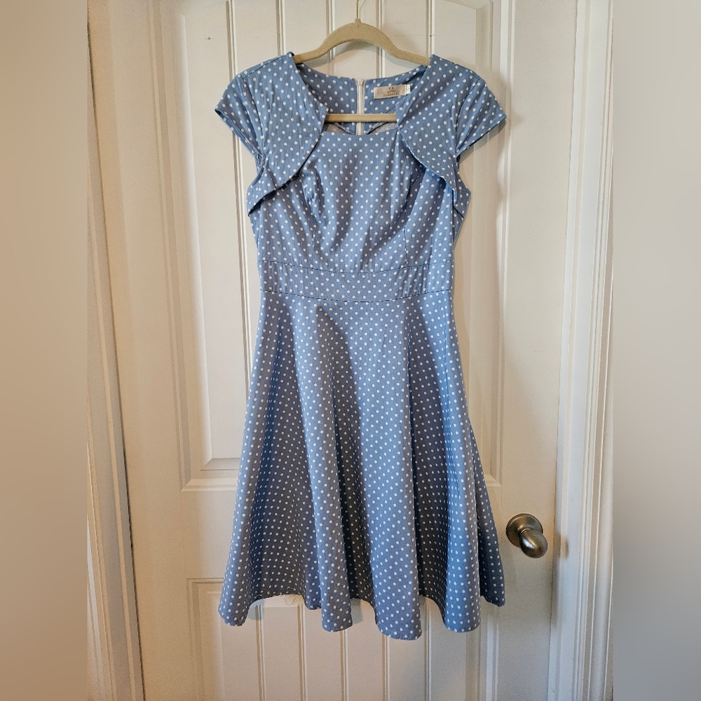 Elegant Blue Polka Dot Midi Dress